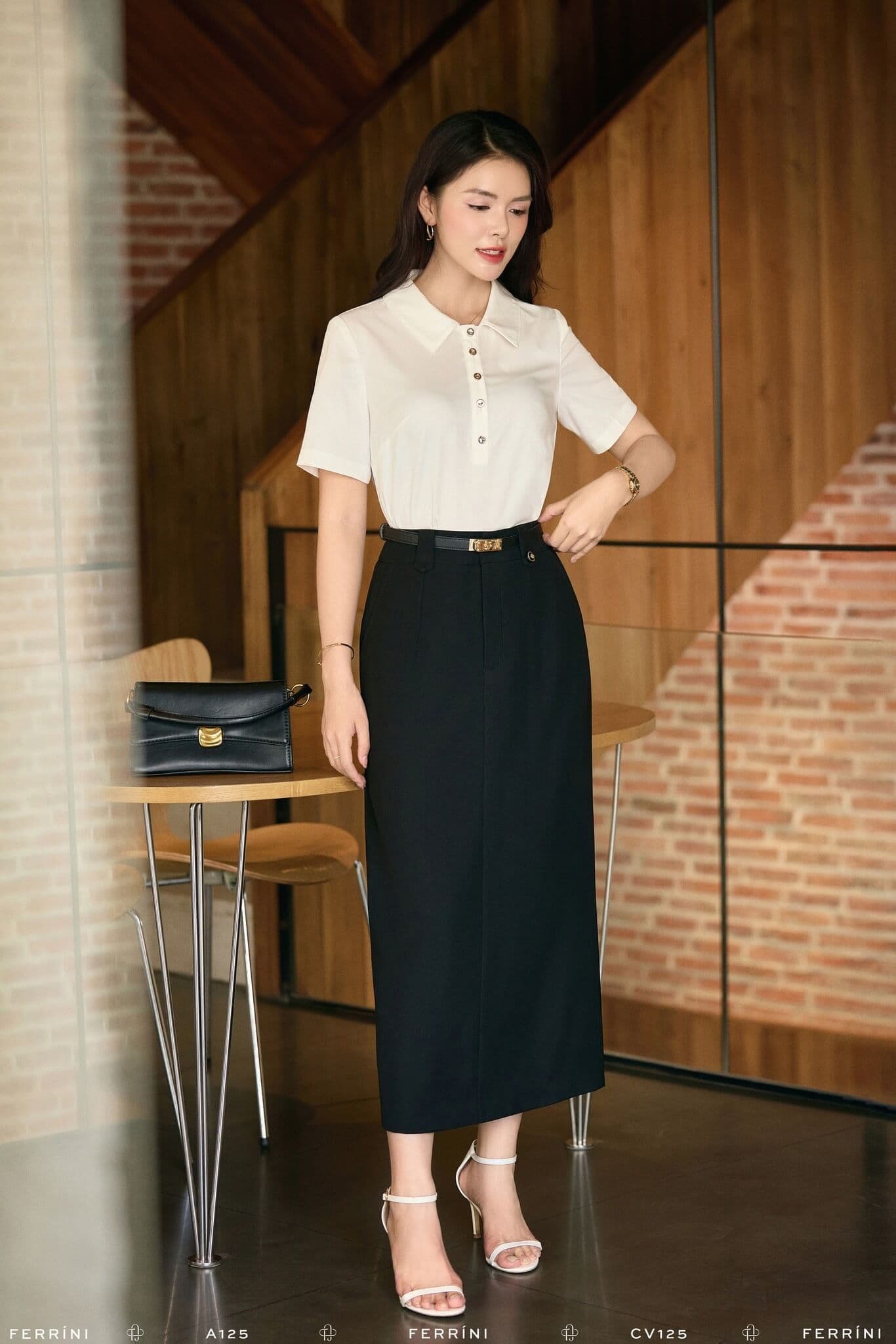 Chân váy ôm dài cạp cao