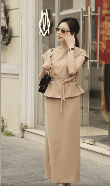 Chân váy dài dáng suông màu camel