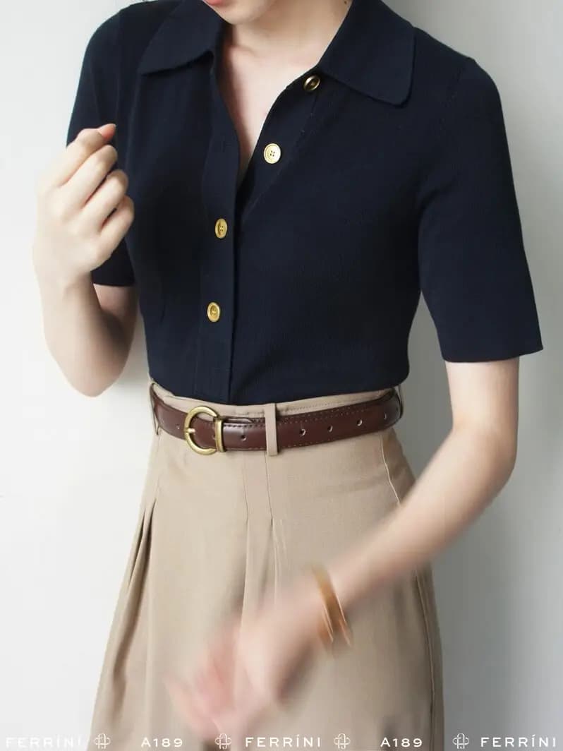 Áo len dệt kim cổ polo tay ngắn nút vàng